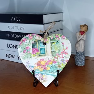"Country Garden" Wooden Heart Wall Hanging