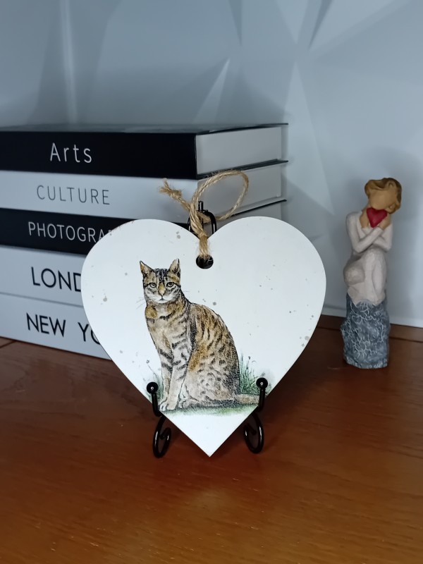 "Tabby Cat" Wooden Heart Wall Hanging
