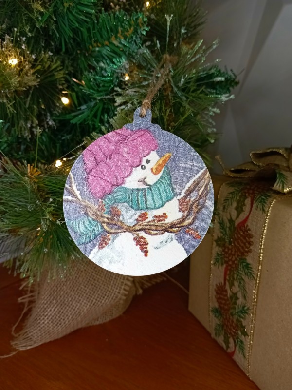 "Bobble Hat Snowman" Wood Bauble Christmas Tree Decoration
