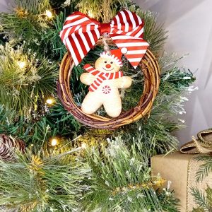 "Scarf Gingerbread Man" Rustic Wreath Tree Decoration
